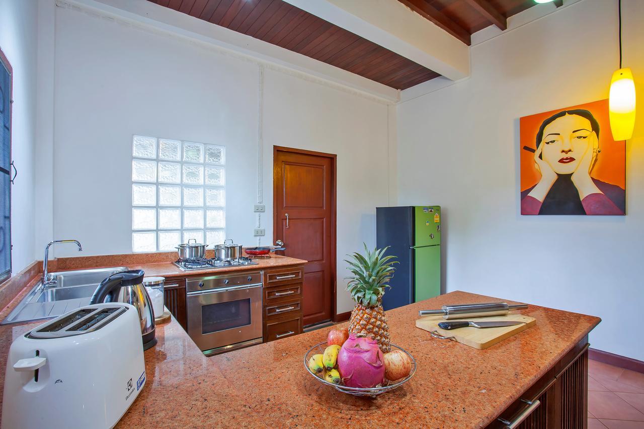 Traditional Thai Nikkie In Tropical Nature, 4br & Pool, Near Rawai 别墅